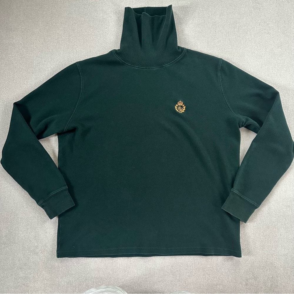 Lauren Ralph Lauren Vintage Green Turtleneck with Embroidered Crest. Small.